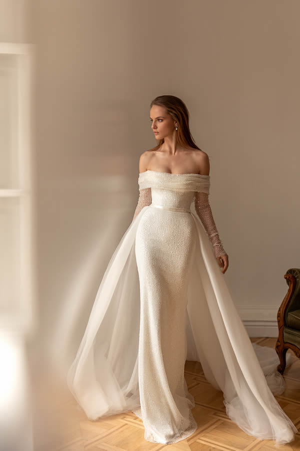 Eva Lendel 'Aretta' bridal dress.