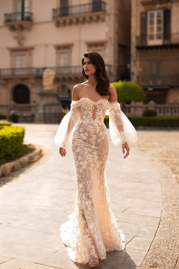 Eva Lendel Made 4 Love 'Colleen' bridal dress.