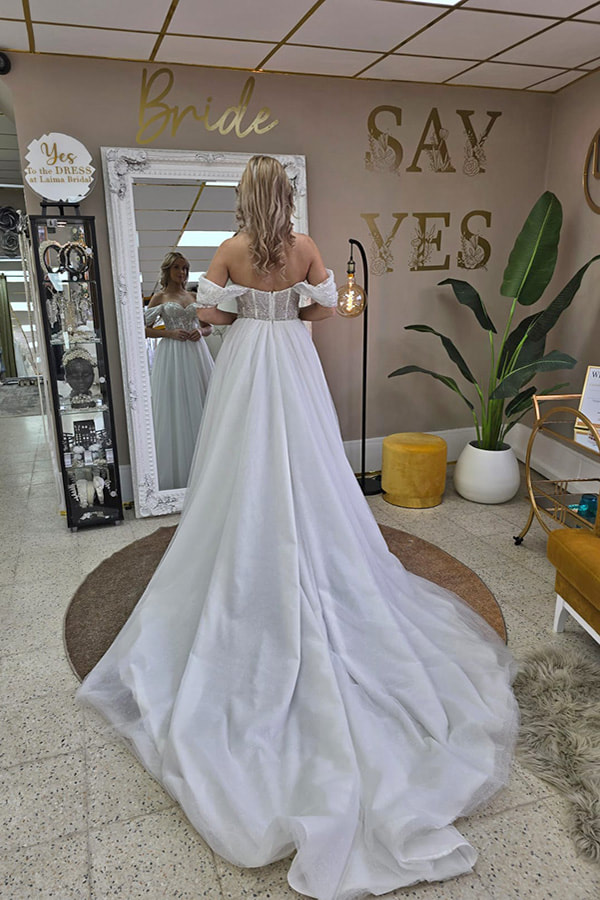 Eva Lendel 'Linet' bridal dress.